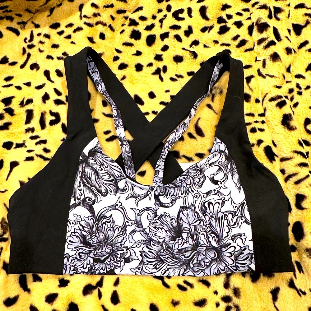 Lululemon sweat times sports bra
